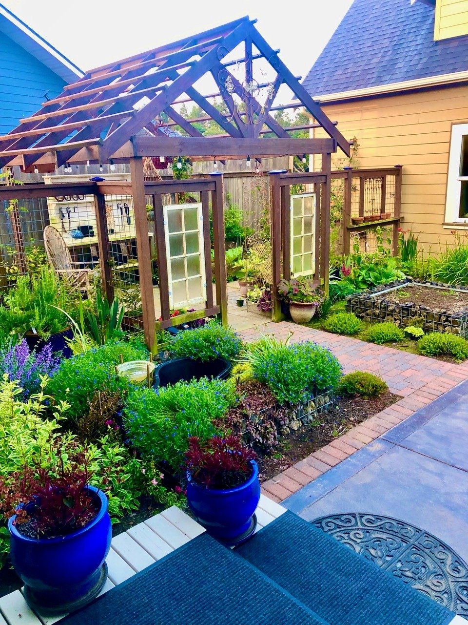 Arial photo of the Lamb home and yard for 2025 Annual Garden Tour